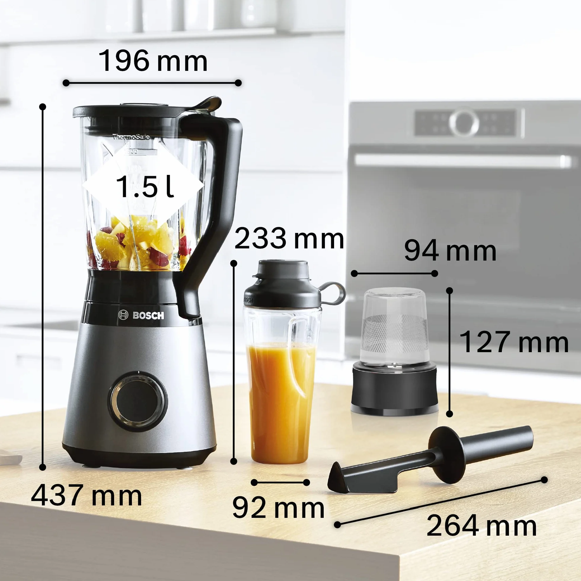 Bosch Standmixer VitaPower Serie 4 MMB6177S, Edelstahl-Klingen Made in Germany, 1,5l ThermoSafe Glasbehälter, 0,6l To-Go-Flasche, 30,000 U/min, 1200 W, silber & Bosch ToGo-Flasche MMZBT01B, 0,6 L